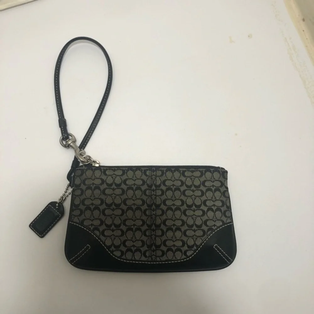 Coach signature black gray wristlet